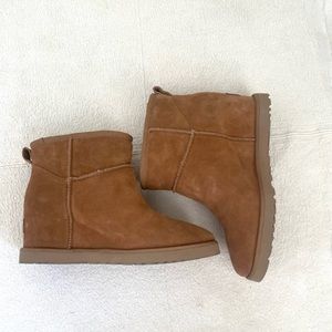 UGG Women's Classic Femme Mini Boot
